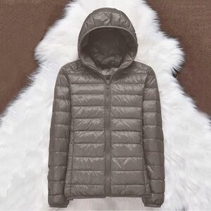 Women's Ultra Light Weight Packable Down Jacket with Removable Hoodie